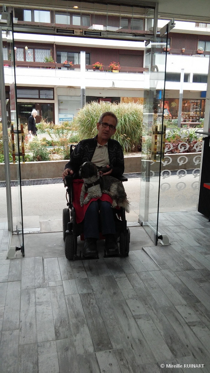 Laverie libre service Speed Queen accessible handicapés, 13 espl Fléchambault  à Reims